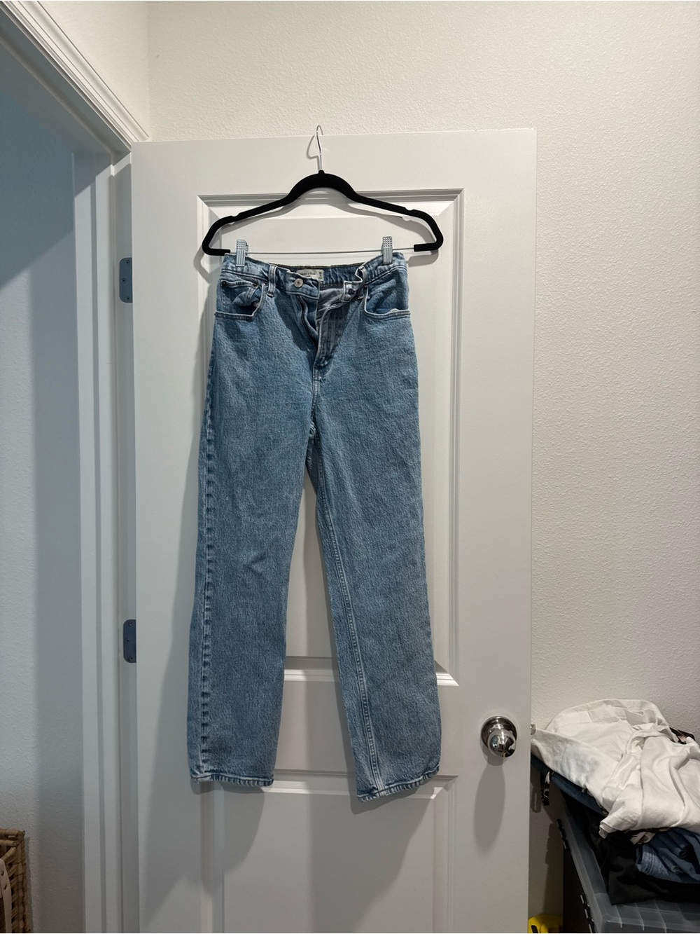 Light Blue High-Rise Straight Jeans - Classic Women's Denim
